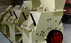 PC鎚式破(po)碎機